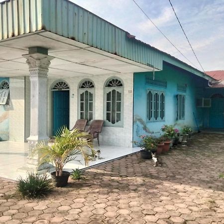 Spot On 93104 Barak Tambunan Nearbelawan Port ميدان المظهر الخارجي الصورة
