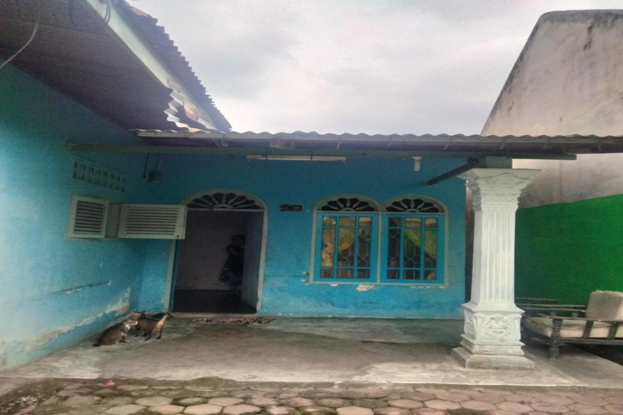 Spot On 93104 Barak Tambunan Nearbelawan Port ميدان المظهر الخارجي الصورة